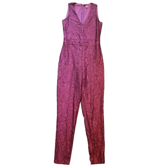 GUESS Jumpsuit Women's Small Wine Lace Floral V Neck Tapered Leg - Picture 1 of 4
